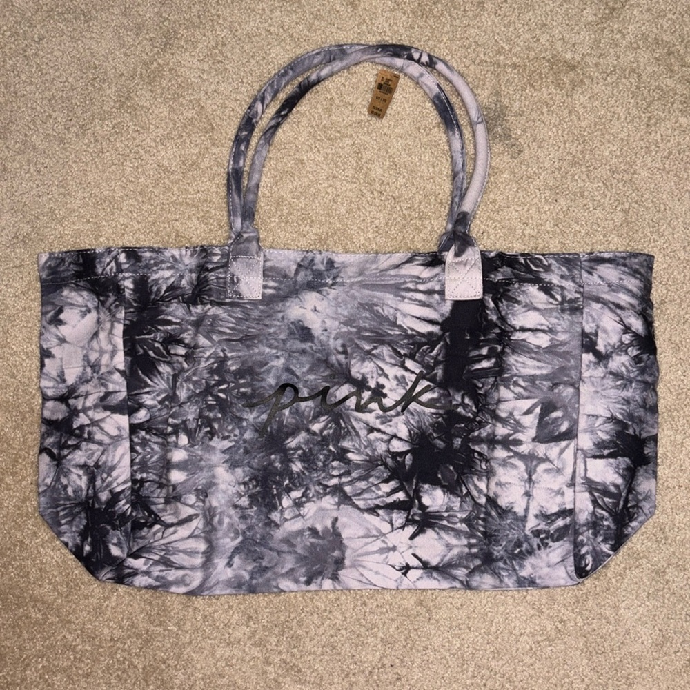 🆕 NWT Victoria’s Secret Tie Dye Travel Bag, Zipper and Expands, Great Size!